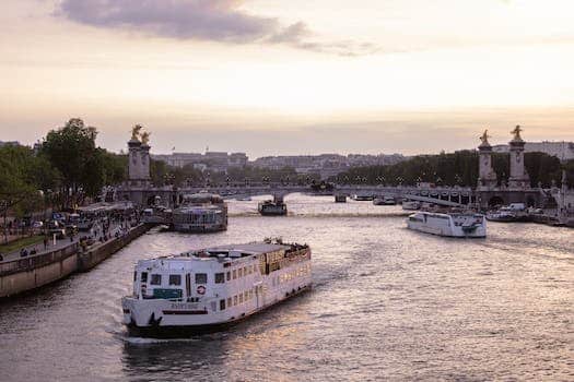 Fast Ferries to Launch Island-Mainland Service in Mid-August