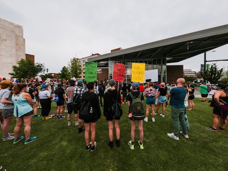 Actors Join Writers in Picketing for the Future of Hollywood